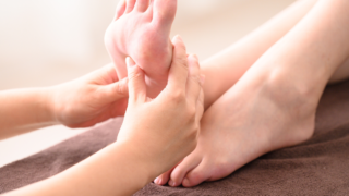 足のむくみ・冷え対策に◎新メニュー『足つぼ60分＋整体30分』登場！